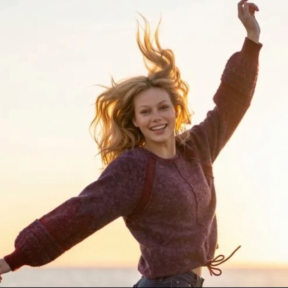 Free People Sweaters - Free People Wool and Alpaca Blend Purple and Red Cropped Sweater❤️